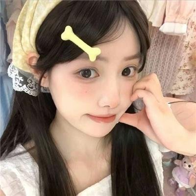 眼里余光都是你